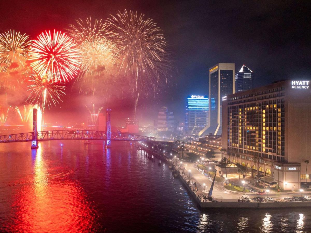 حياة ريجنسي جاكسونفيل ريفر فرونت المظهر الخارجي الصورة